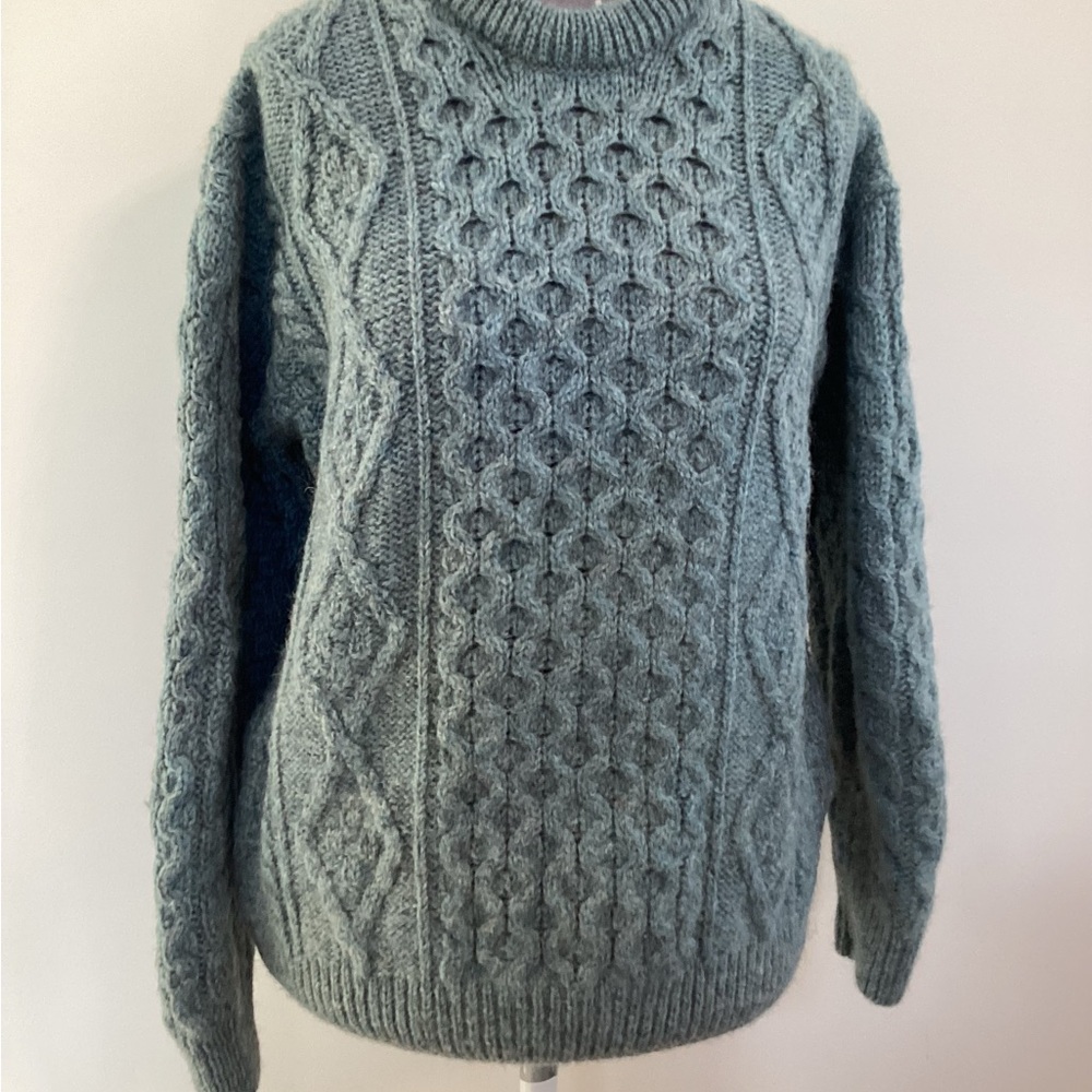 Aran 100% wool Knit Sweater, made in Ireland. Size Small